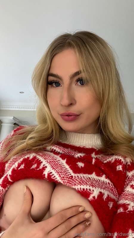 Christmas jumpers don’t have to be boring… I think this one .. 1