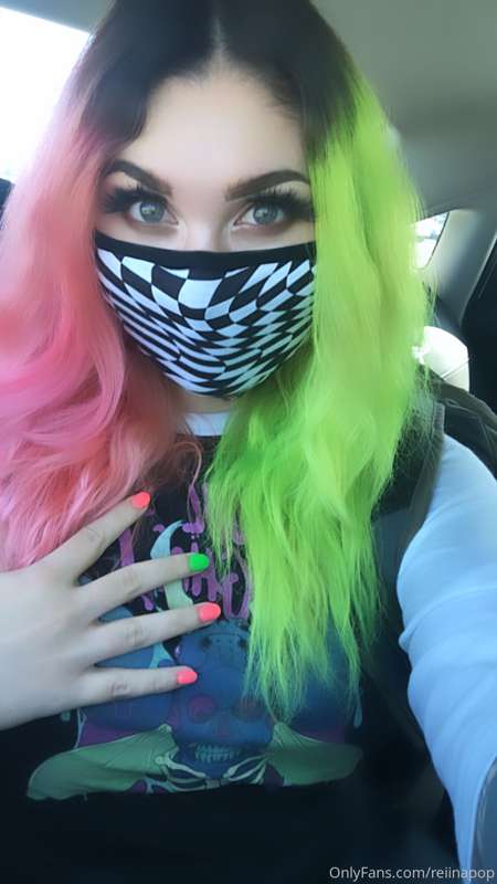 Guess who’s in LA to shoot hella HOT fetish content with @go..