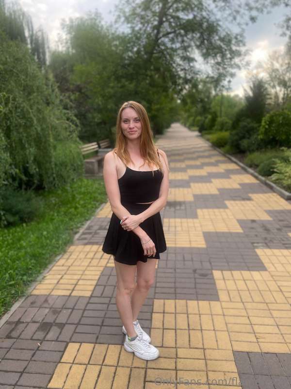 It was a very cool and atmospheric walk today, how do I look..