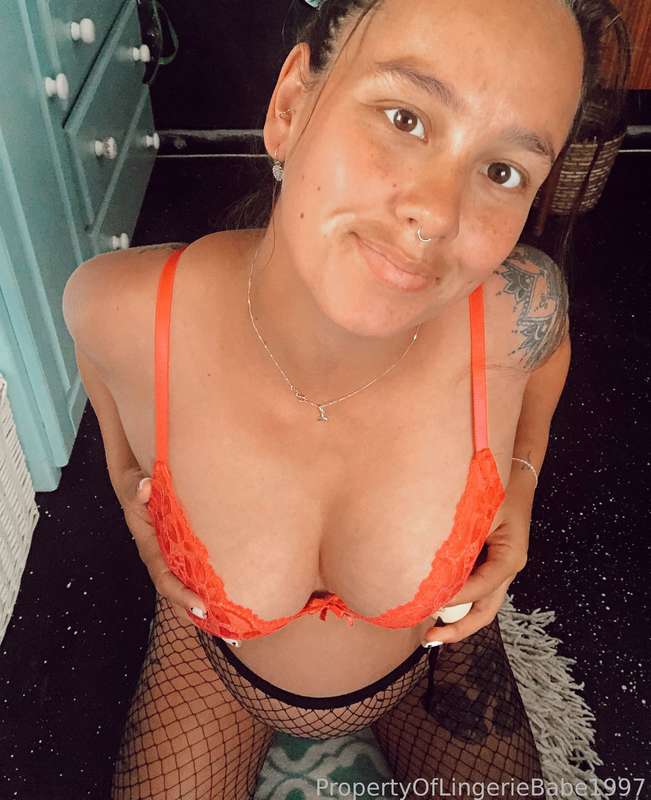 Lingeriebabe1997 - Fansly - 13 Dec, 2023 2