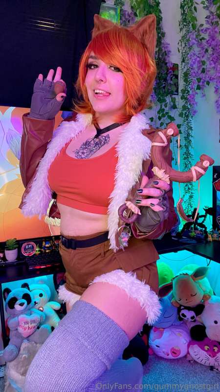 I’m just here for the nuts 🥜 Squirrel Girl cosplay!! 🐿️🩷 25
