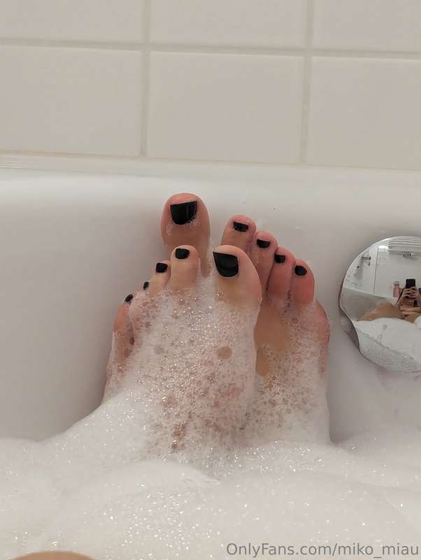 How about feet? Yes or no? :>