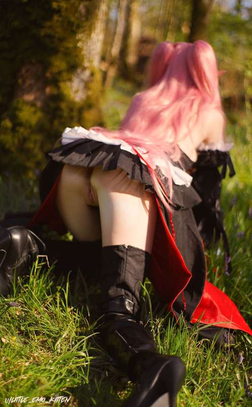 Krul Tepes dropped her apple 🍎, can you help her find it? I .. 5