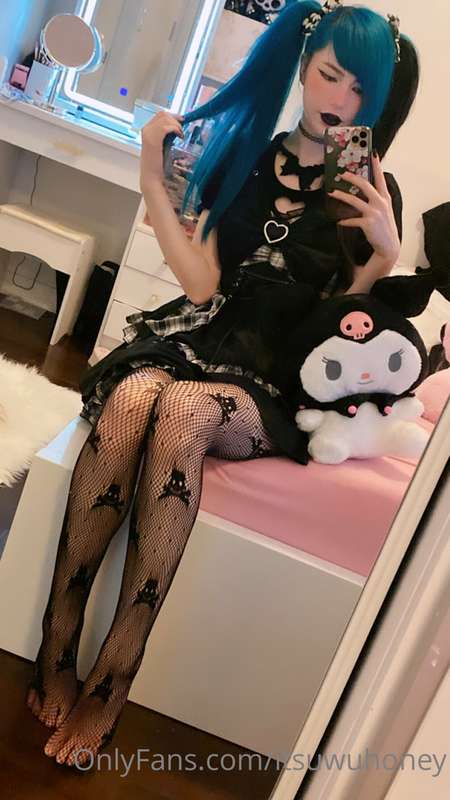 Happy birthday to meeeee 🎂🖤🎂🎂🖤🖤🎂🖤🖤 9