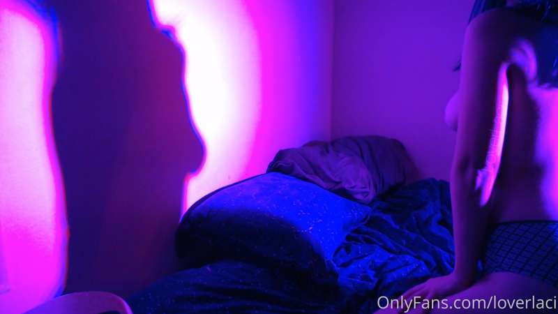 Found a set of pictures I took with very funky lighting! 6