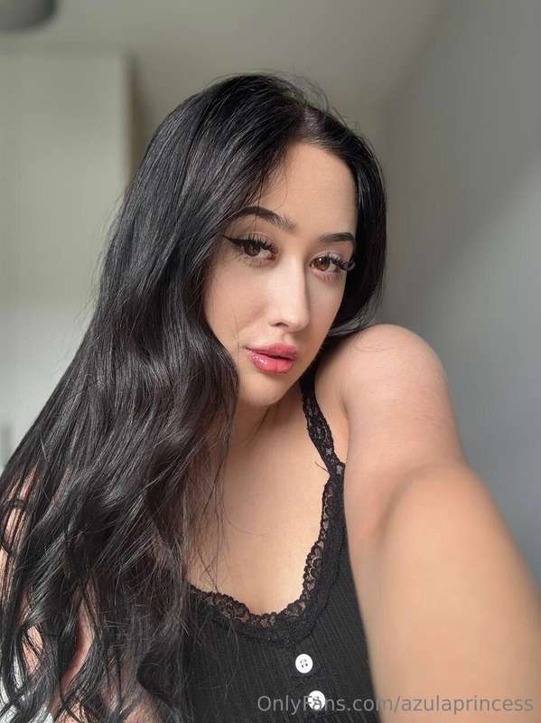 What do you feel when you look into my beautiful eyes? 💕Text..