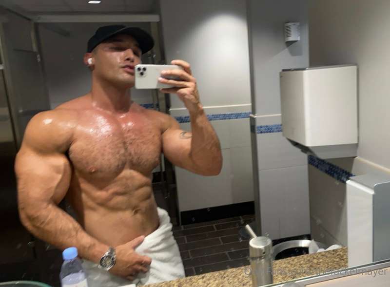 got a good sweat today 😮‍💨😤 💦 1
