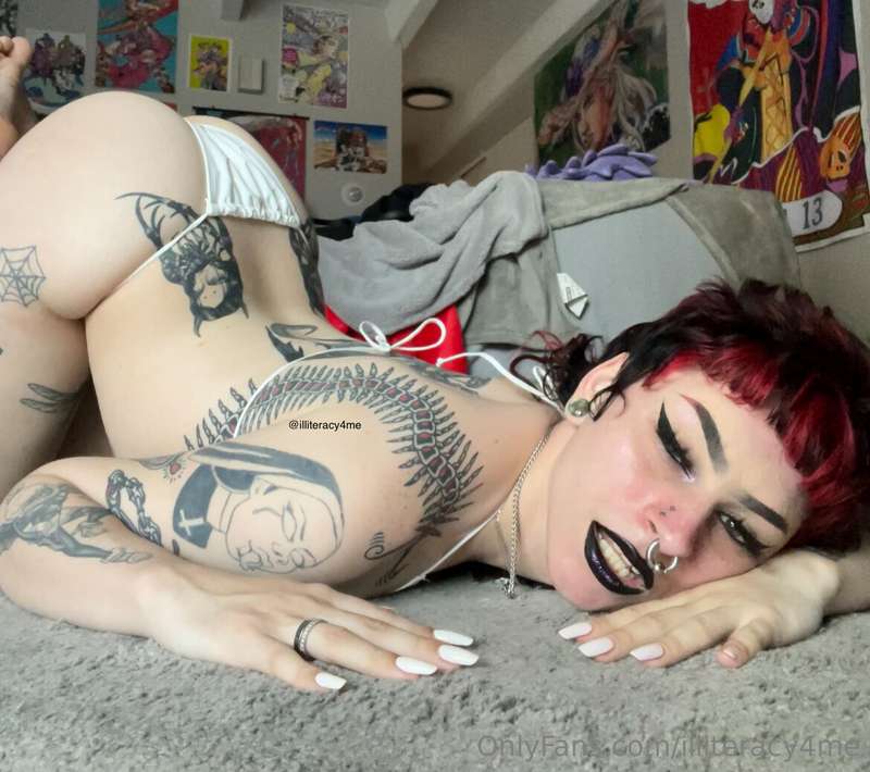 Illiteracy4Me - Onlyfans - 30 Nov, 2024 1