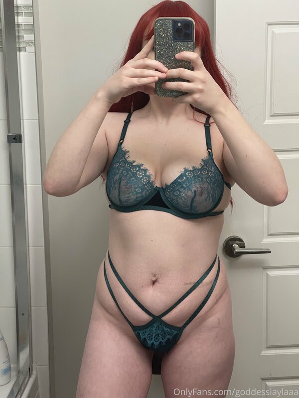 Someone should dm me so I can make some more customs tonight..