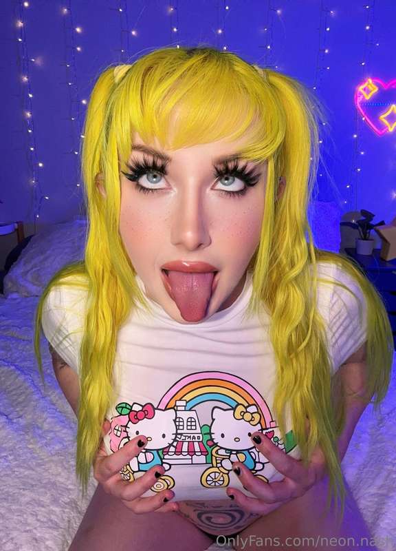 Do you like it when I Ahegao? 🥵👉👌😫