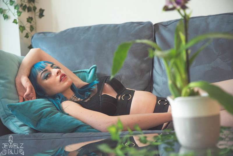Lounge with me 💙

Have you been enjoying all my photosets? 5
