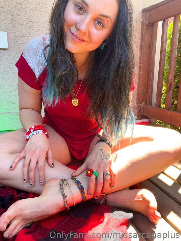 (6-10) those juicy booty cheeks in that first one are my fav.. 1