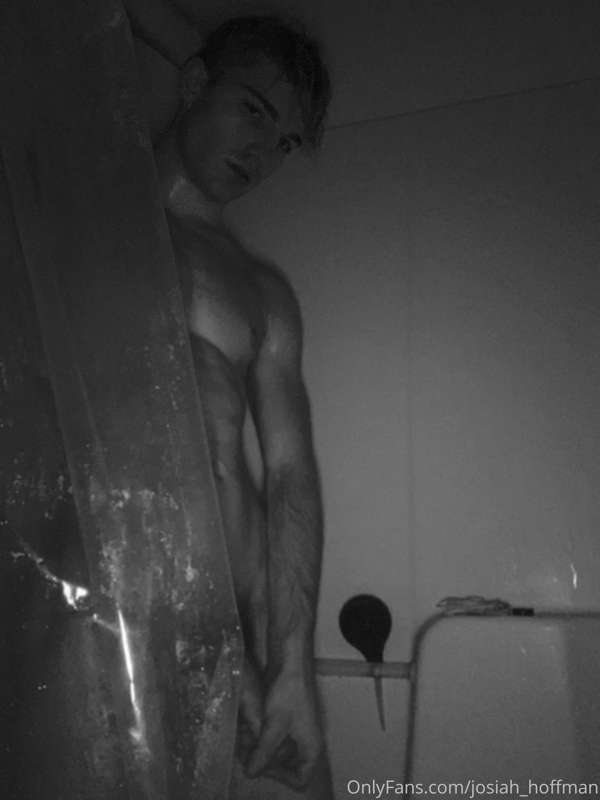 Things are getting steamy 😈 10