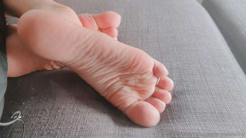 M'y sweaty toe and soles welcome to cum on them a lot 4