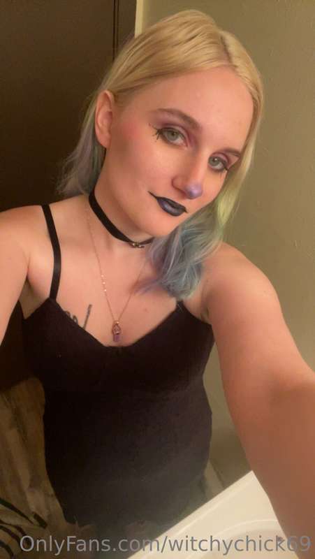 I’ve gotten pretty good at this makeup👀