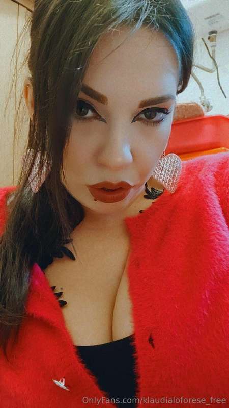 Pronti per la notte?😏😏😏  Più tardi troverete una bella sorpr..