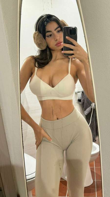 I'm getting bored... 😇 why don't you write to me?🤭 If you li..