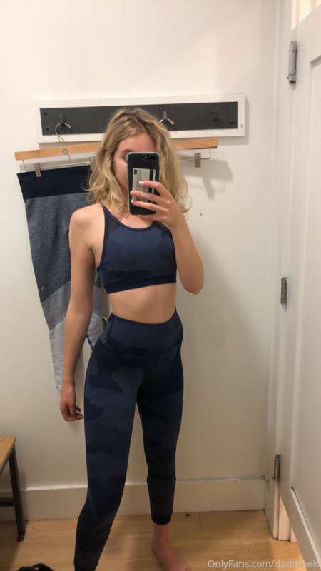 i <3 shopping & cute workout clothes 💗💗