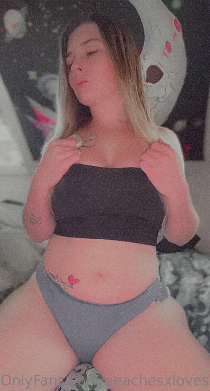 Peachesxlovesxcream - Onlyfans - 08 Dec, 2022