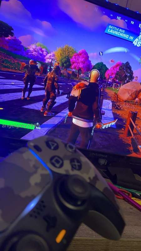 how often do you game ?im always on 🎮🩵🖤