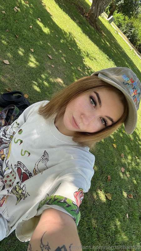 i laid on the grass for 30 minutes and now i think i’m heale..