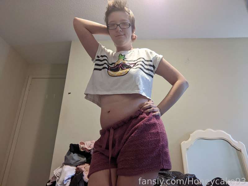 Honeycake93 - Fansly - 29 Sep, 2022 9