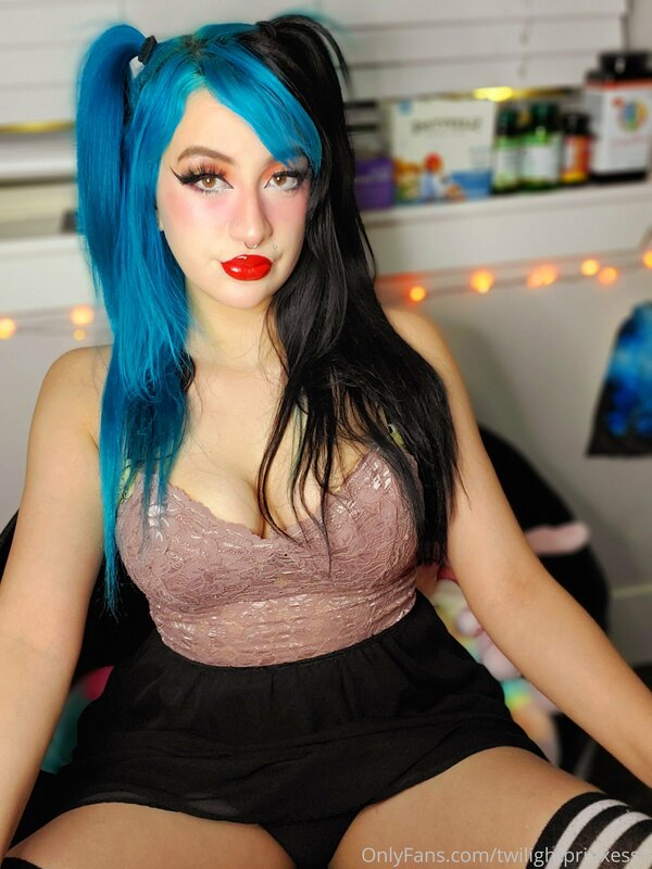 Full set on my vip page❤ 3