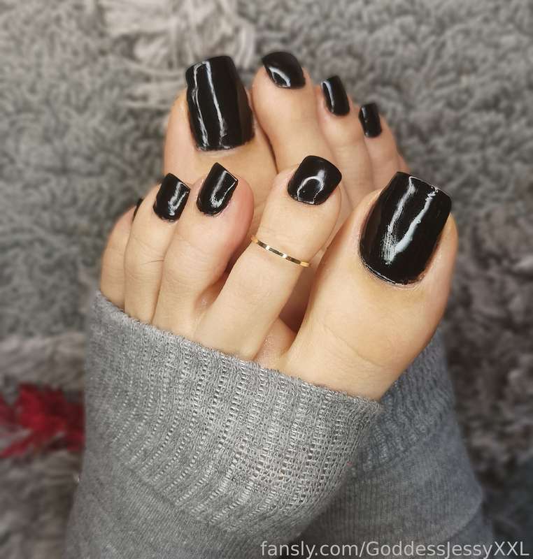 Goddessjessyxxl - Fansly - 13 Oct, 2023