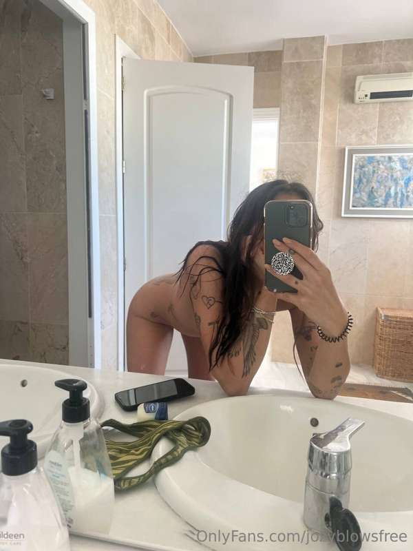 Jozyblowsfree - Onlyfans - 2025-05-29T18:00:22