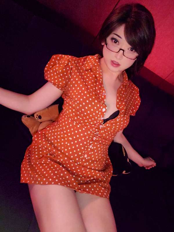 Part 2 of photo set~! How is your New year so far~? 😋 I hope.. 5