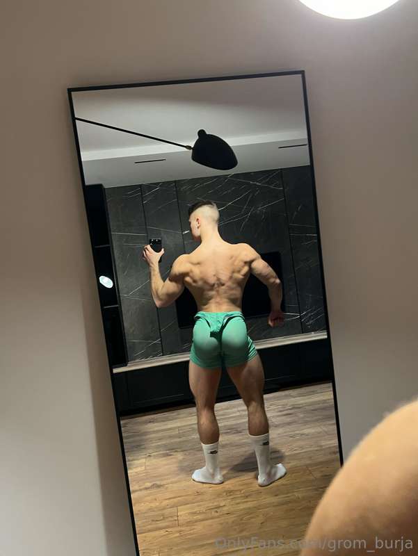 [ Got that juice 😏😈 ]
.
.
On my OF you can see videos of me .. 4