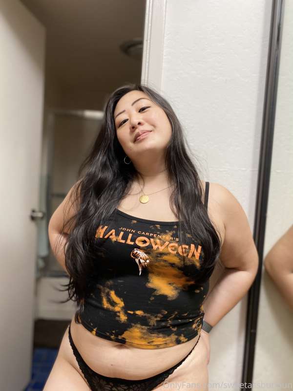 Good morning loves. What would you like to see me in next?