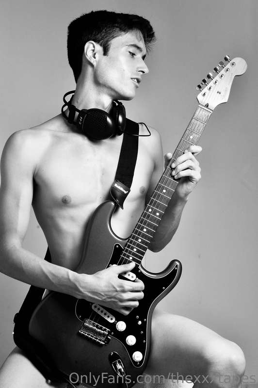 Can I play you something? 😜 2