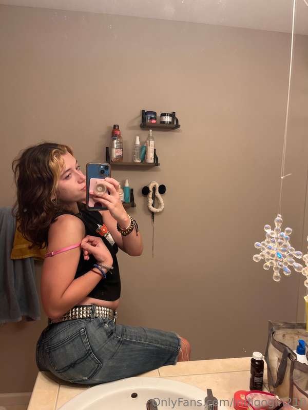 mirror pics😘 1