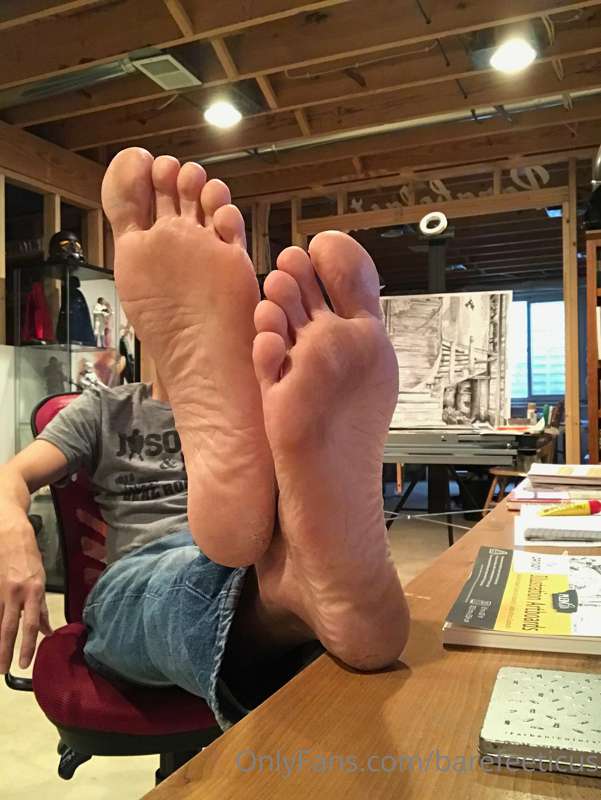 Barefeeticus - Onlyfans - 01 Jan, 2022