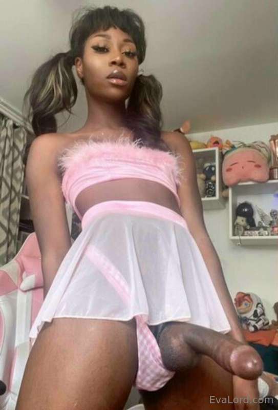 💕Trans Princess💕 wants to POUND your ASS!! 
**FREE TODAY 😳**..