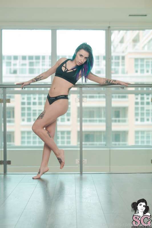 I removed this set from SG sharing some of the photos with m.. 9