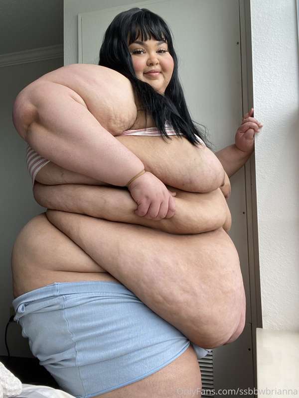 Tell me I look fucking hot. 
Will be posting matching video .. 8