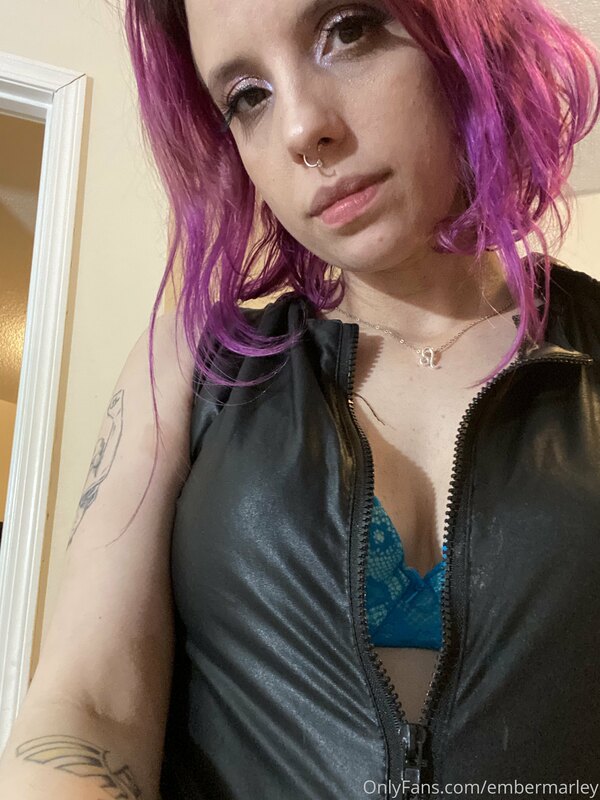 Got some more with that leather outfit ?? let me know how yo..