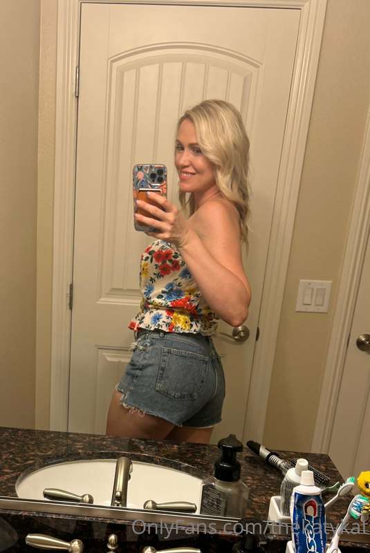 😜 3