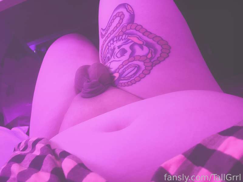 Tallgrrl - Fansly - 08 Sep, 2021