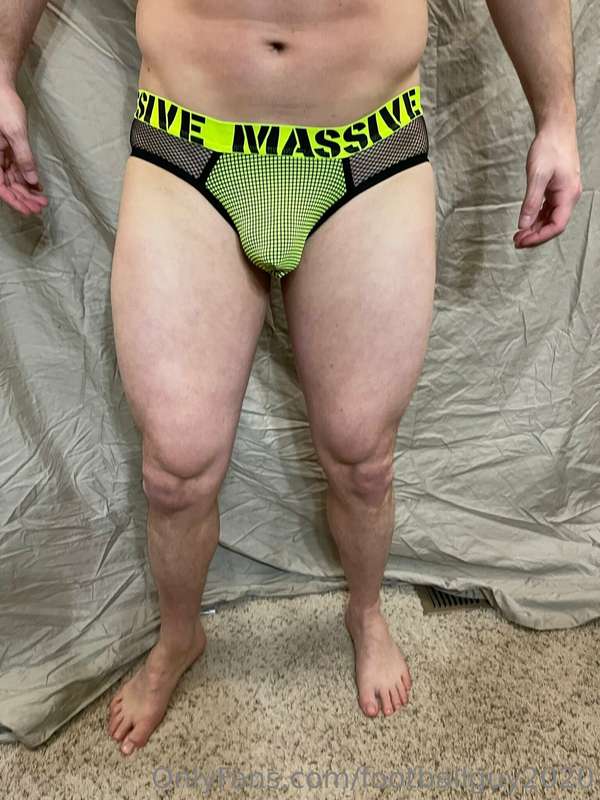 Sexy massive briefs! 21