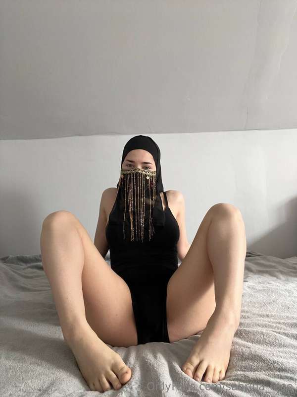 write to me here, how do you like it better, when I'm in a h..