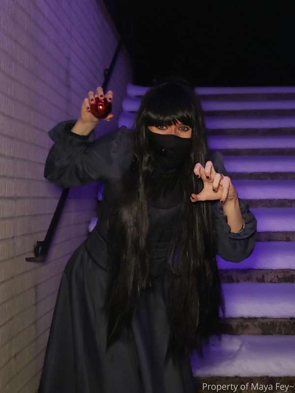 Part 3~

Mommy Hex Maniac, with the Pokeball~ 9