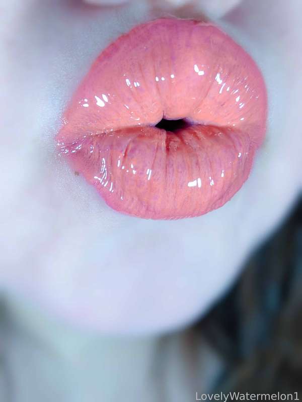 Lovelywatermelon1 - Fansly - 22 Apr, 2025 12