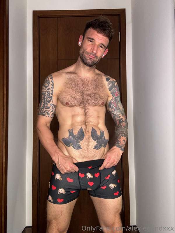 Let's see if my cock 🍆 can fit in your hole...