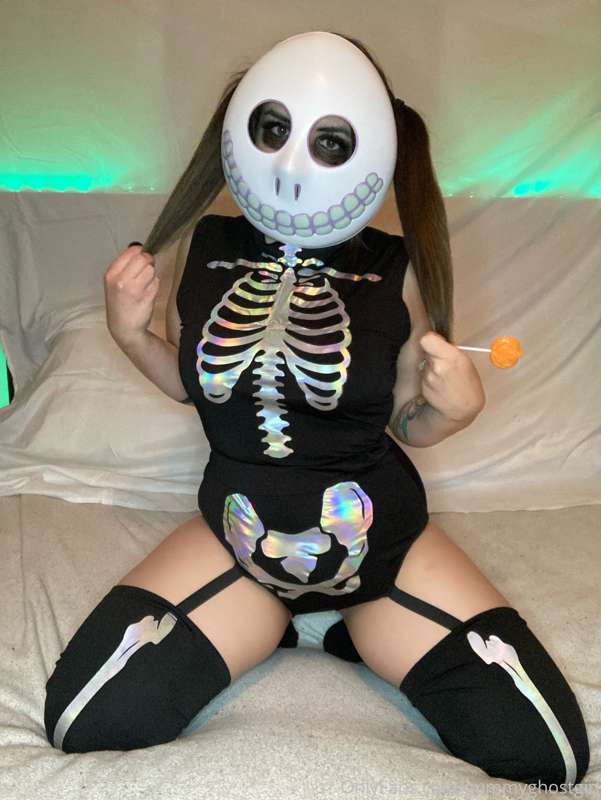 Barrel cosplay from the Nightmare Before Christmas 💀🎃 14