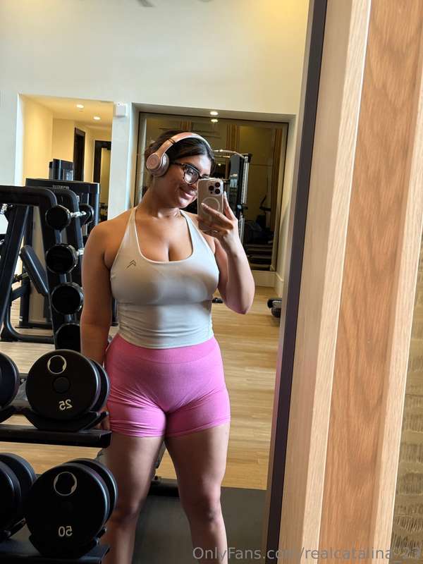 She wanted to say hi 🤭❤️ 2