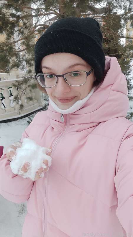 Lily_Slutty - Fansly - 07 Dec, 2023 2