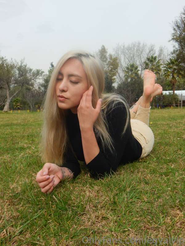 SET OUTDOOR ♡♡ ALL EXCLUSIVE PICTURES FOR YOU ♡ 24